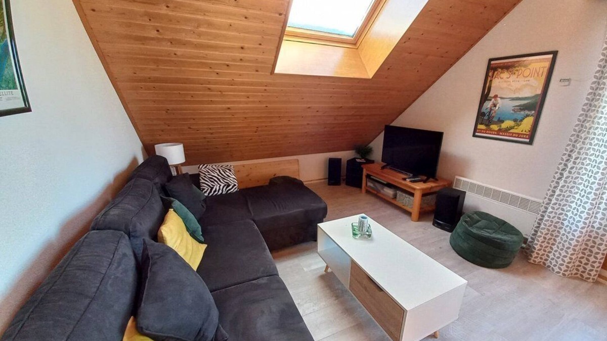 Metabief Apartment | METABIEF - NEIGHBORHOOD BEAUSOLEIL - Building Les Chardons - Apartment 6 people