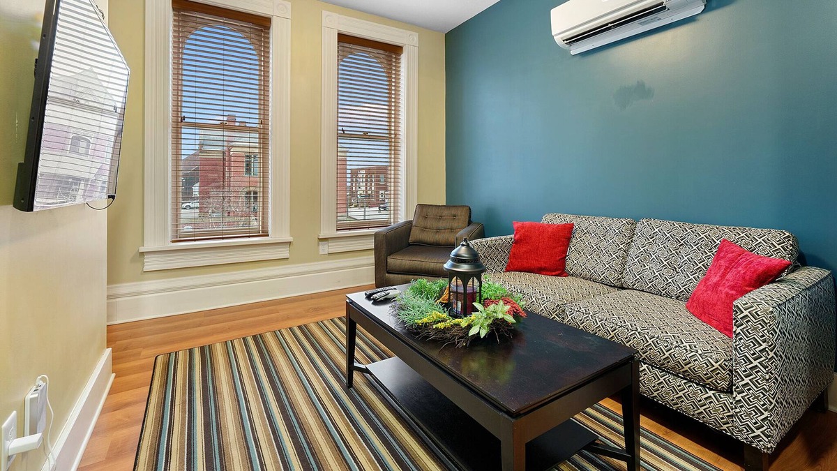 St. Clairsville House | Meticulously Adorned Furnished Condo close to St. Clairsville 203