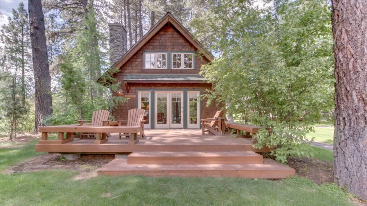 Camp Sherman Cabin | Metolius River Resort Cabin 11 - Luxurious cabin on the Metolius River w/