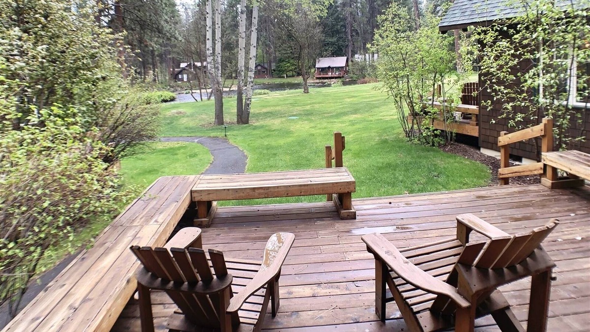Camp Sherman Cabin | Metolius River Resort Cabin 3 - Luxurious cabin on the Metolius River w/