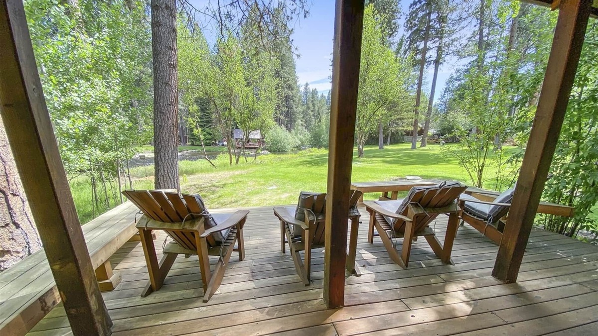 Camp Sherman Cabin | Metolius River Resort Cabin 1 - Luxurious cabin on the Metolius River w/