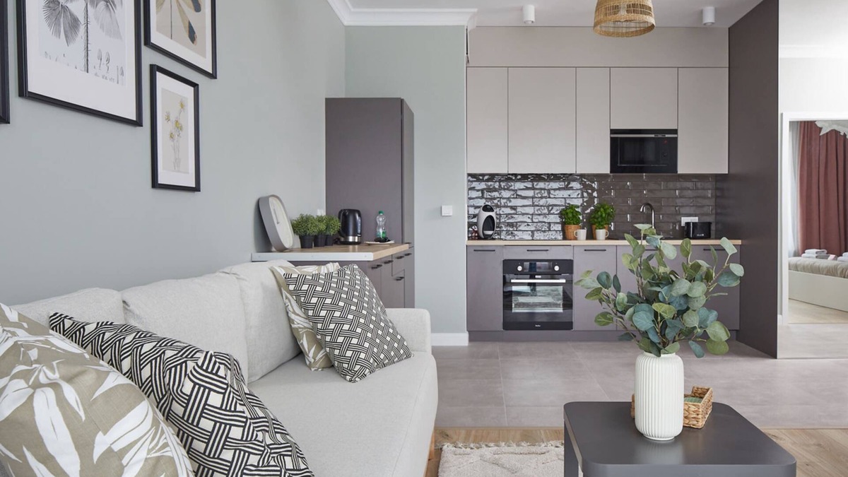 Ursynow Apartment | Metro Imielin 8th Floor Apartment