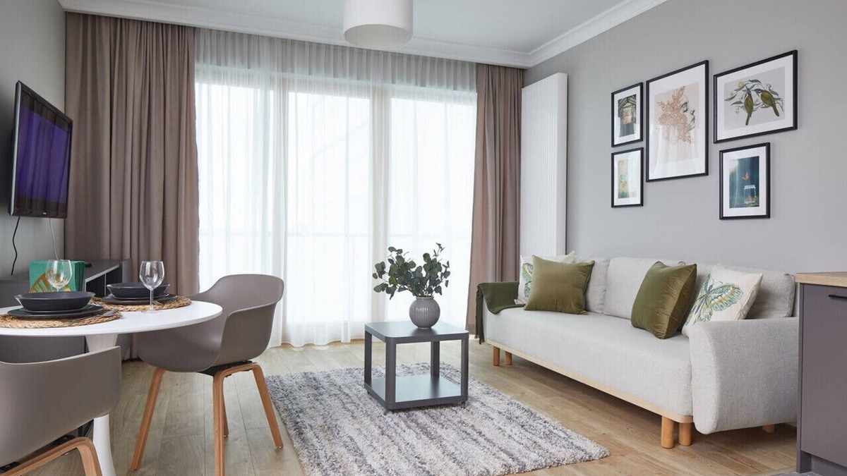 Ursynow Apartment | Metro Imielin 9th Floor Apartment