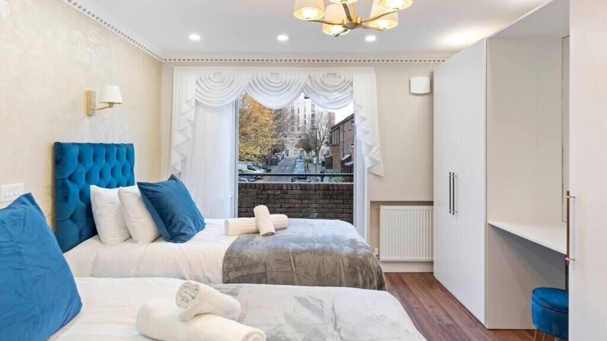 Tottenham Green House | Metro Majesty: 5-Bedroom Gem in South Tottenham