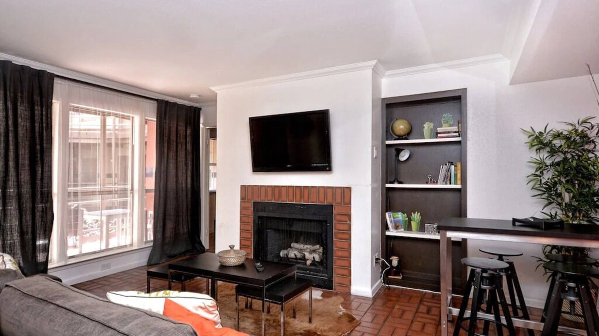 Waller Creek District Condo | Metropolitan Suite 2 Bedrooms