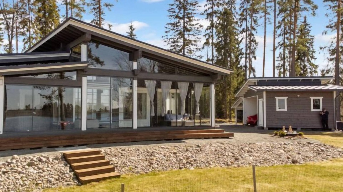 Keuruu House | Metsäpirtti by Interhome
