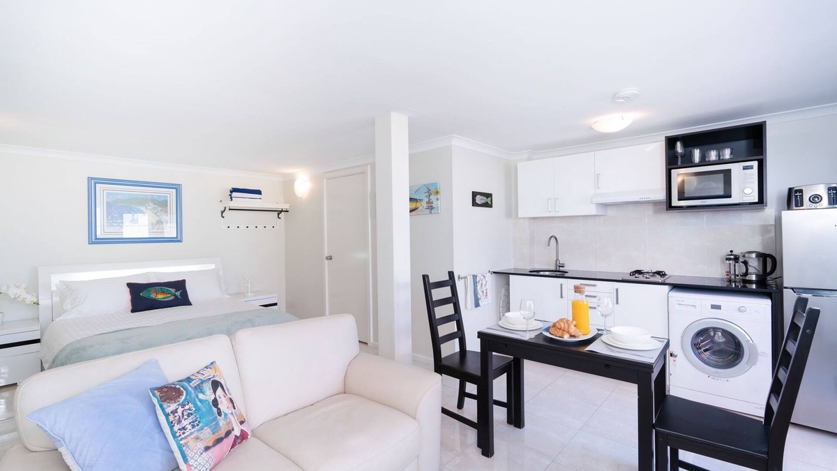 Trigg Apartment | Mettam's Magic @ Trigg Beach Studio!