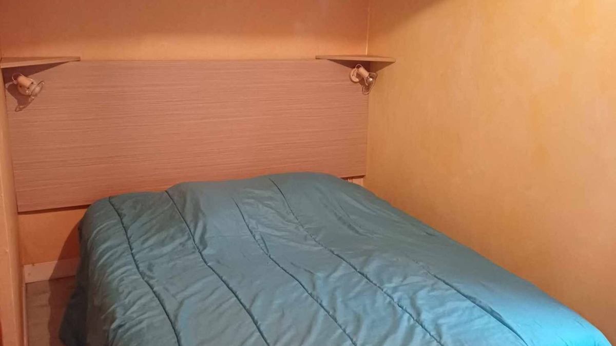 Saint-Laurent-les-Bains Apartment | Meublé de Tourisme 2 Dans un Joli Village Limitrophe Lozère et Ardèche