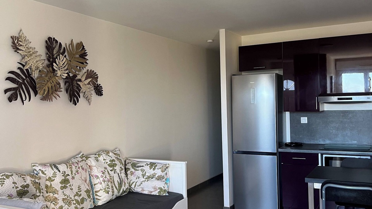 Nanteuil-les-Meaux Apartment | Meublé F3 Avec Stationnement 2 Chambres 5 Personnes Wi-fi Gratuit 20mn de Disney