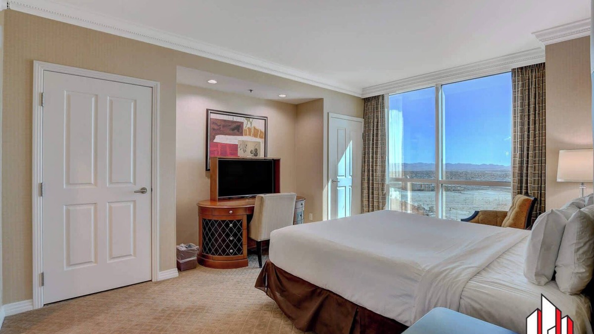 Las Vegas Condo | MGM Signature-03-608 1Br 2Ba Balcony Jacuzzi Suite