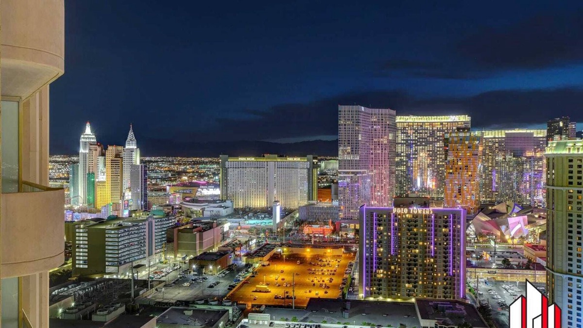Las Vegas Condo | MGM Signature-32-621 1Br2Ba F1/Strip View Balcony