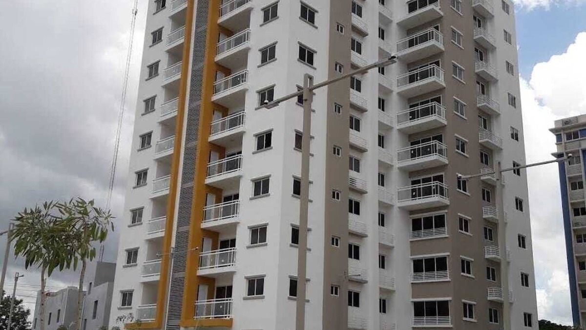 Mendoza Apartment | MhiRosse 1 centrally located in Santo Domingo Este.