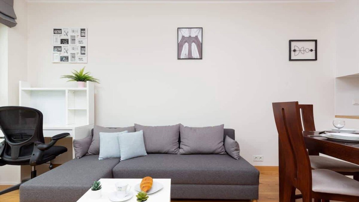 Praga Poludnie Apartment | Międzyborska 10B | Bright Apartment | Balcony