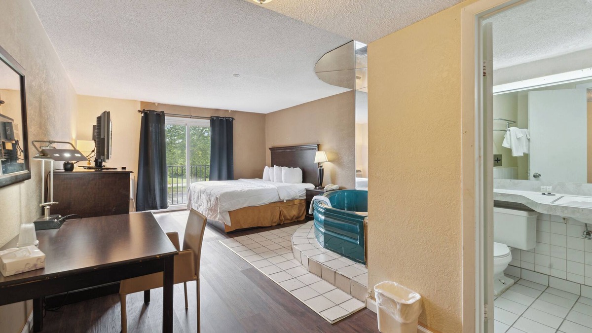 Toledo Hotel | Miami Suites Hotel