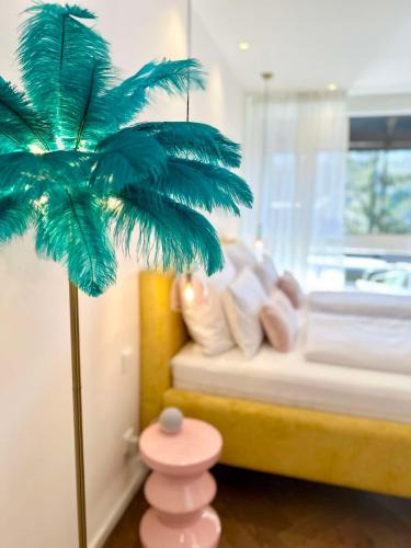 Bad Aussee Apartment | Miami Vice Appartement mit Balkon & Flussblick-Das Alpenzeit im Zentrum mit Parkplatz