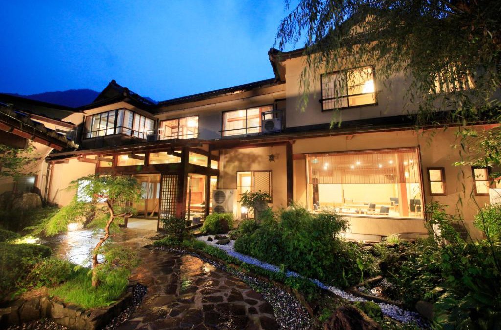 Kamimoku Onsen Hotel | Micasa