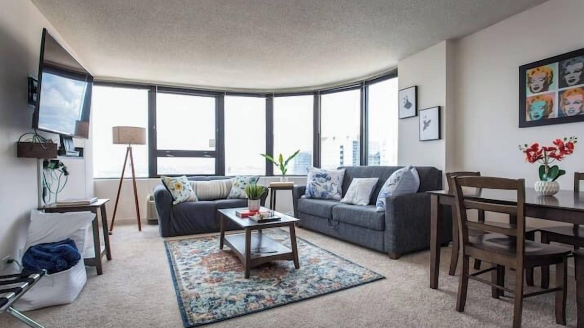 South Loop Condo | MICH AVE Downtown, Grant Park, Museums #25 2bd/2ba