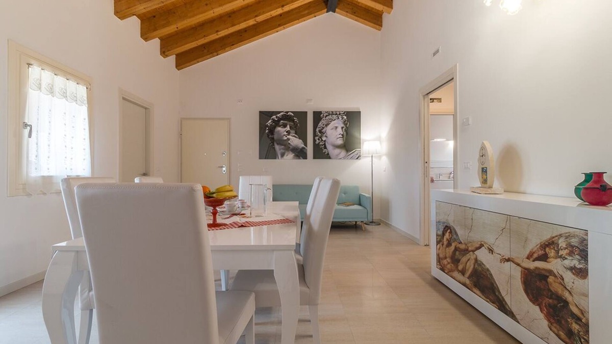 Cimadolmo House | Michelangelo is a spacious and bright apartment