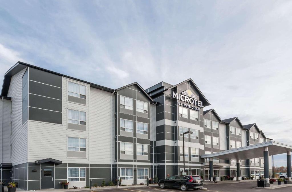 Fort St. John Hotel | Microtel Inn & Suites by Wyndham Fort Saint John
