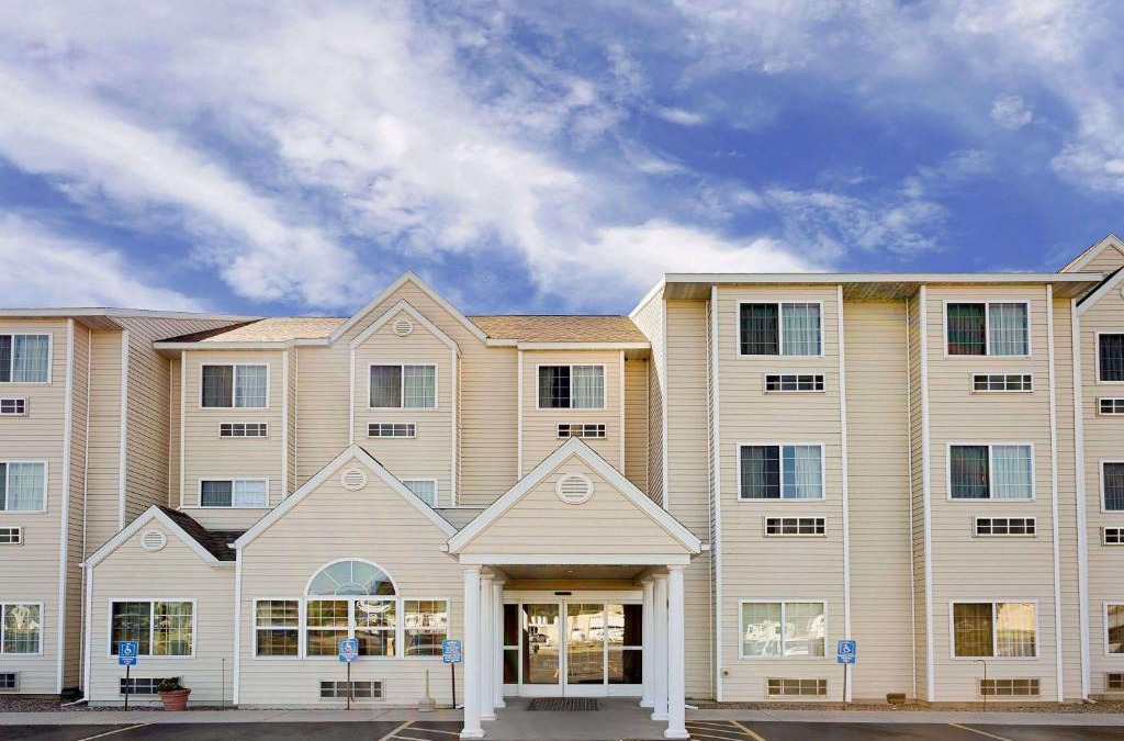 Southside Hotel | Microtel Inn & Suites by Wyndham Prairie du Chien