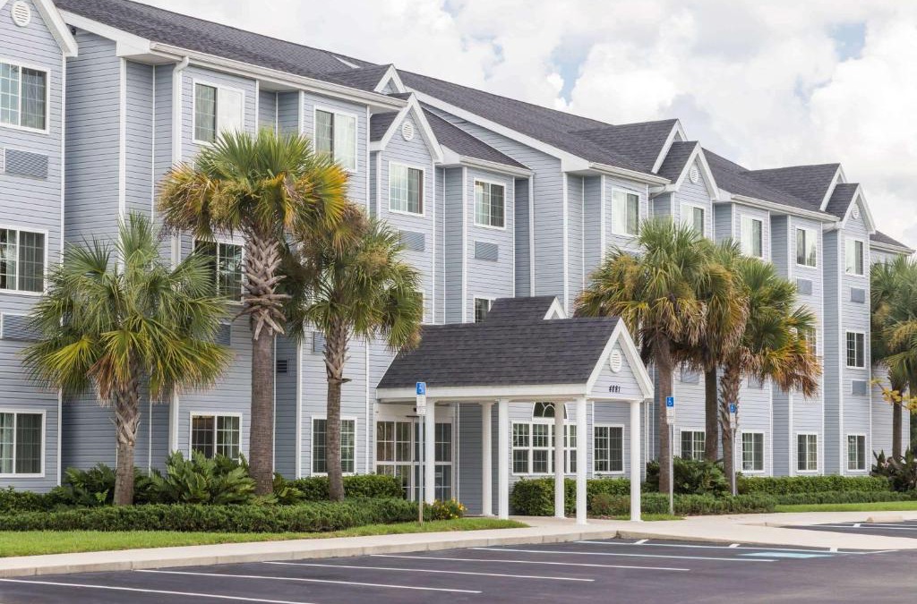 Spring Hill Hotel | Microtel Inn & Suites by Wyndham Spring Hill/Weeki Wachee