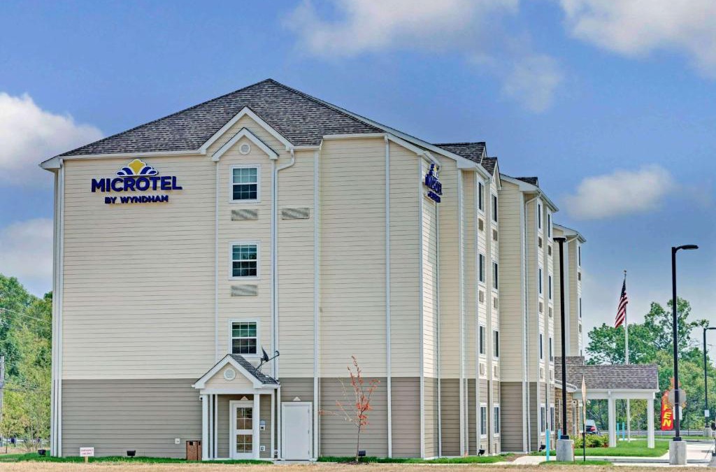 Ridley Park Hotel | Microtel Inn & Suites by Wyndham Philadelphia Airport Ridley Park