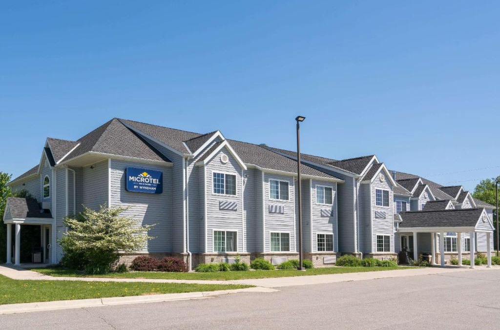Springfield Hotel | Microtel Inn & Suites by Wyndham Springfield