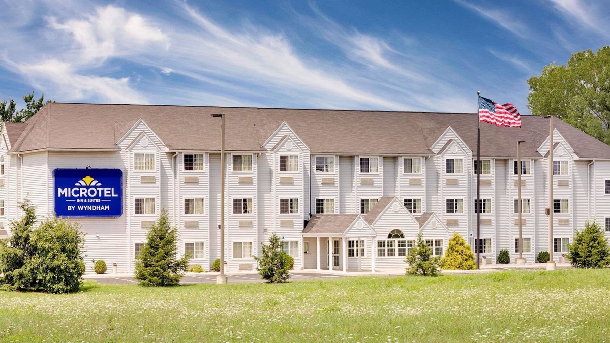 Maugansville Hotel | Microtel Inn & Suites by Wyndham Hagerstown by I-81
