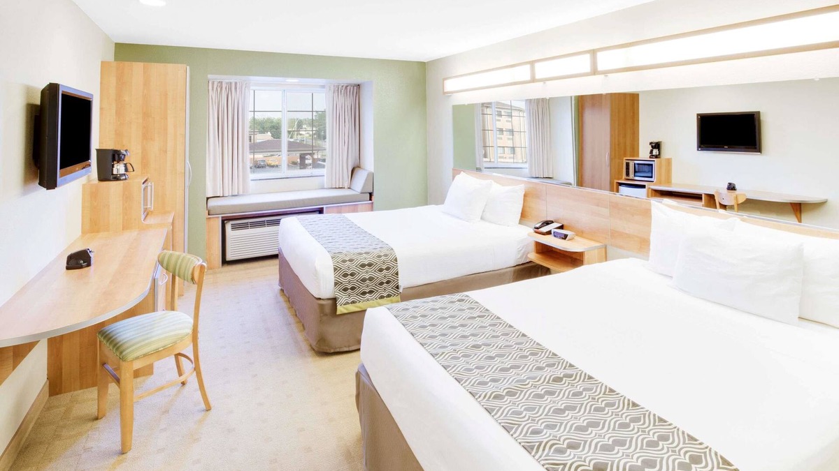 Saraland Hotel | Microtel Inn & Suites by Wyndham Saraland/North Mobile
