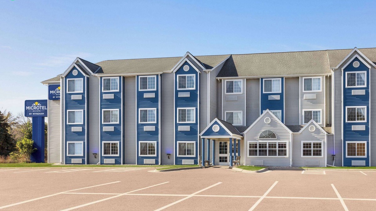 New Ulm Hotel | Microtel Inn & Suites by Wyndham New Ulm