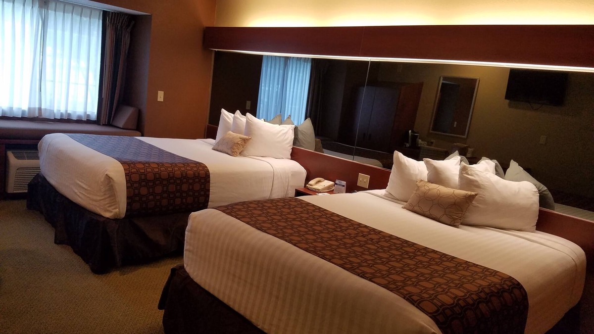 Dover Hotel | Microtel Inn & Suites by Wyndham Dover