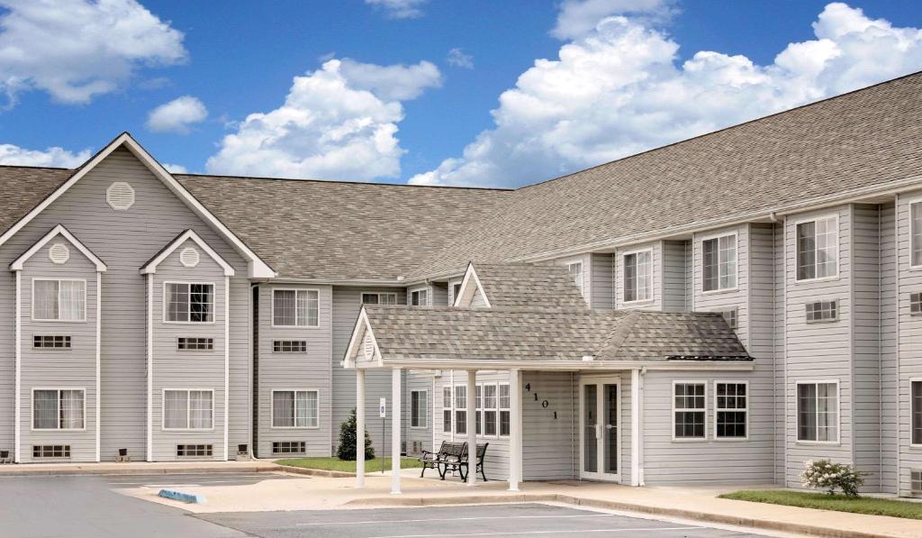 Joplin Hotel | Microtel Inn & Suites by Wyndham Joplin