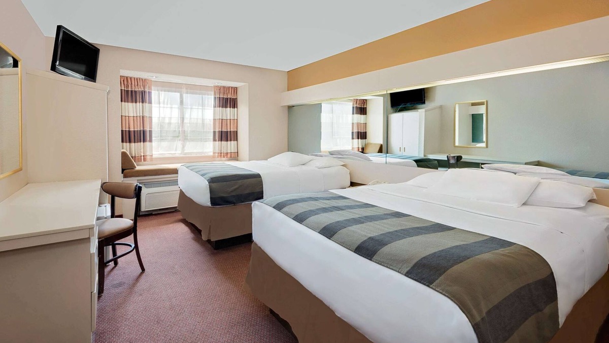 Joplin Hotel | Microtel Inn & Suites by Wyndham Joplin