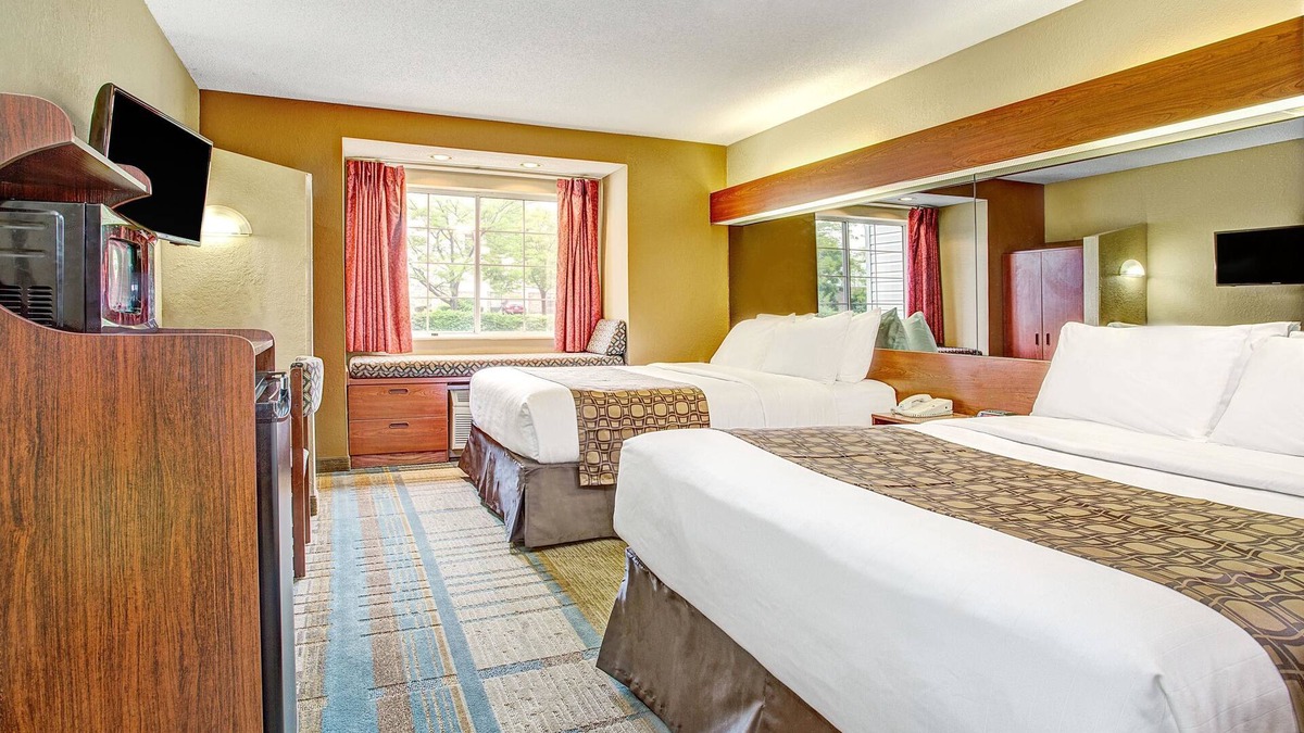 Mason Hotel | Microtel Inn & Suites by Wyndham Mason/Kings Island