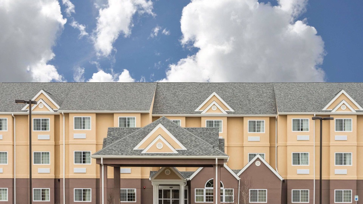 Beaver Falls Hotel | Microtel Inn & Suites By Wyndham Beaver Falls