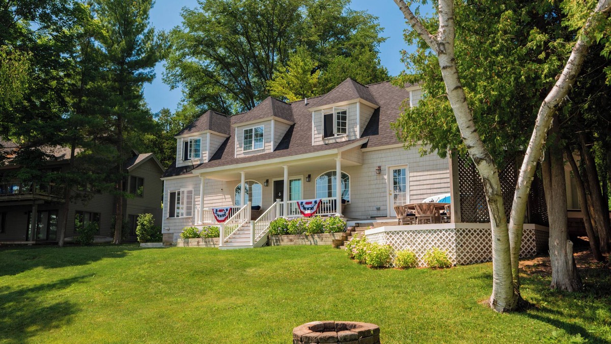 Leland House | Mid August dates still available. Waterfront home directly on Lake Leelanau