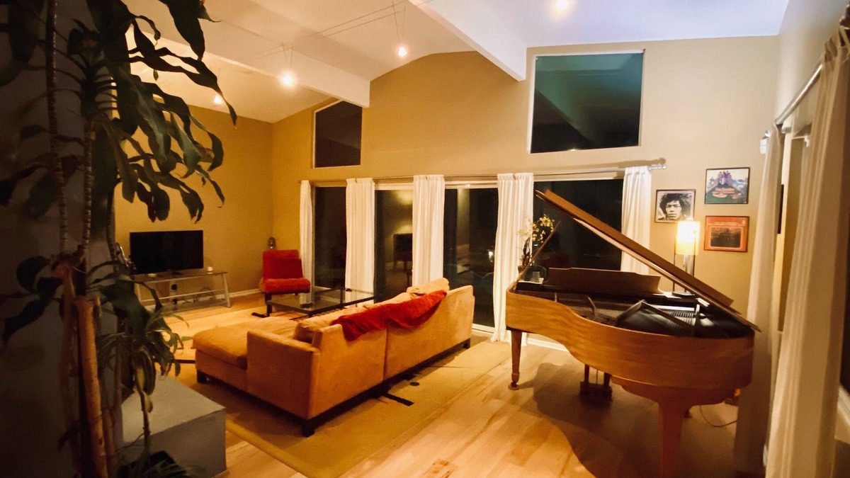 Granada Hills North House | Mid century modern home with Epic Views