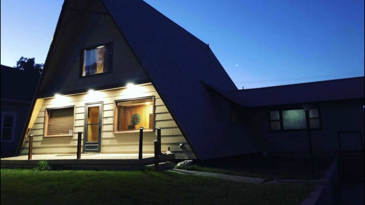 Rye Cottage | Mid century modern A frame cottage