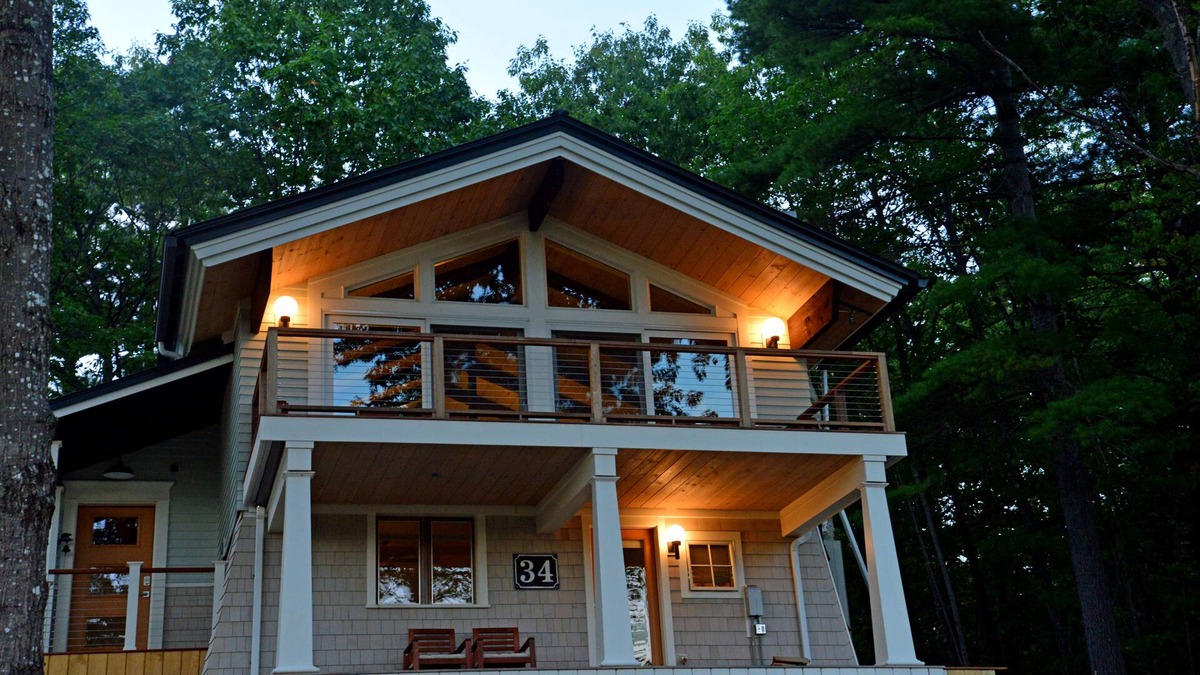 Jackson House | MID CENTURY MODERN BLACK MOUNTAIN CHALET; STUNNING VIEWS/FIRE PIT/HOT TUB