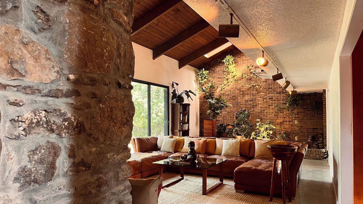 Davidson County House | MID-CENTURY MODERN DREAM HOME