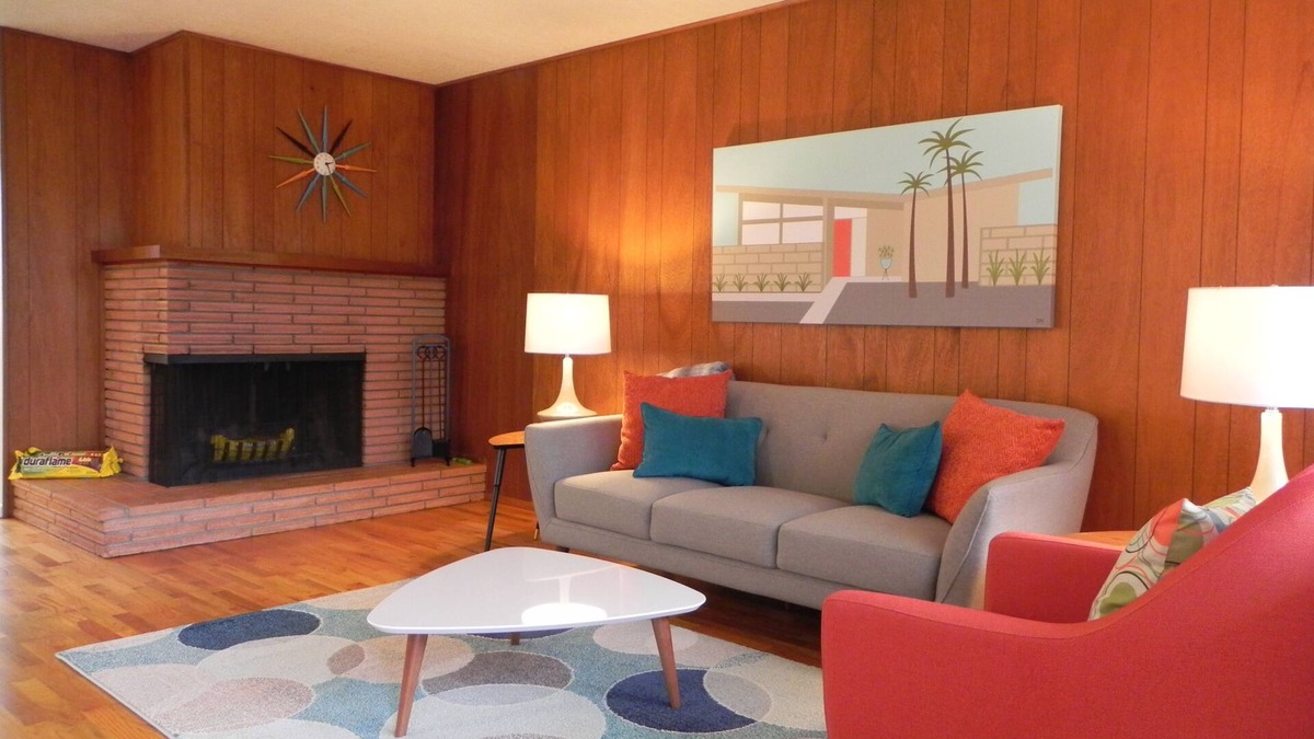 Eugene House | Mid-Century Modern w/Garage Close to Amenities & 3 Miles to Autzen/UO!