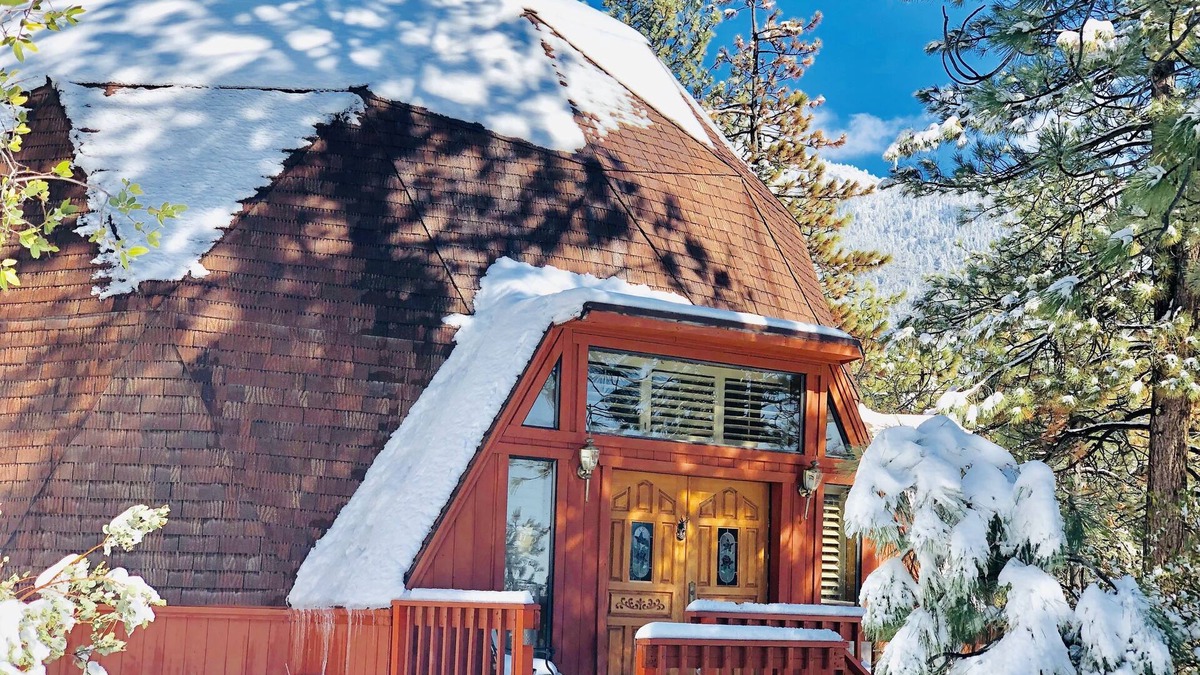Idyllwild Cabin | Mid-Century Modern Geodesic Dome cabin, walk to town. Amazing Views