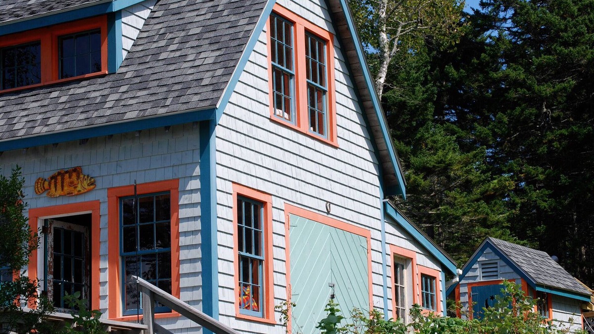 Isle of Springs Cabin | Mid-Coast Maine Island Boathouse: a Kayaker's Dream.