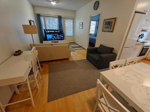 Kemi Apartment | Mid Haven Cozy Apartment with Sauna, Glassed Balcony and Free Parking