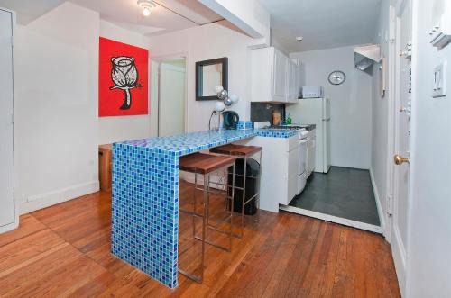 Rose Hill Apartment | Mid Town East Street Apartments Next to Times Square
