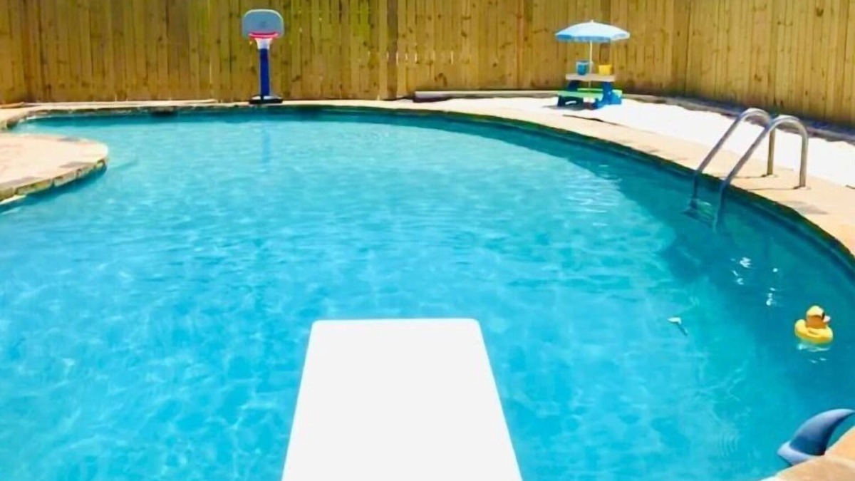 Rogers House | Mid-town Oasis (heated pool mid-April thru mid-October)