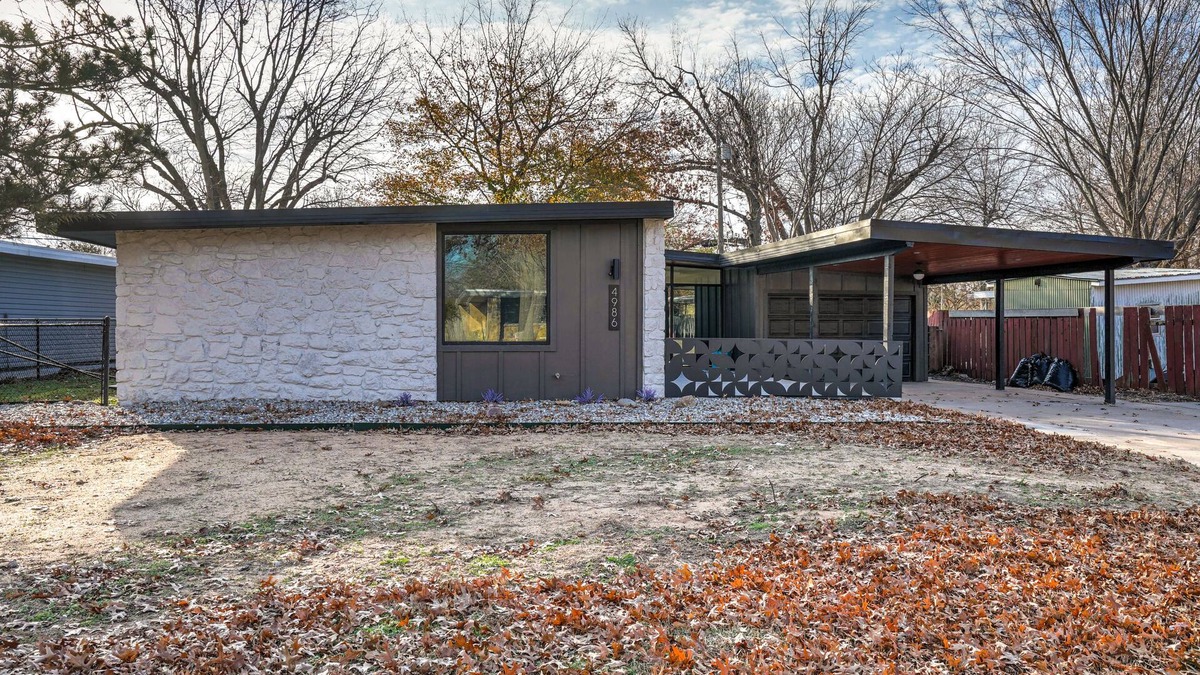 Tulsa House | Mid town tulsa Loveshack! Conveniently located near downtown, tulsa fairgrounds