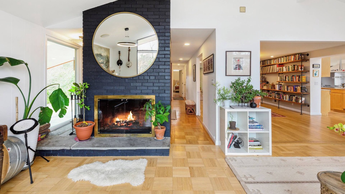 Hastings House | Midcentury 4bd/3ba gem just north of NYC