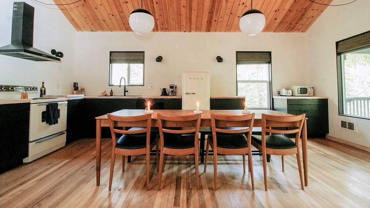 Rhododendron Ski Chalet | Midcentury gem with hot tub nestled in the forest