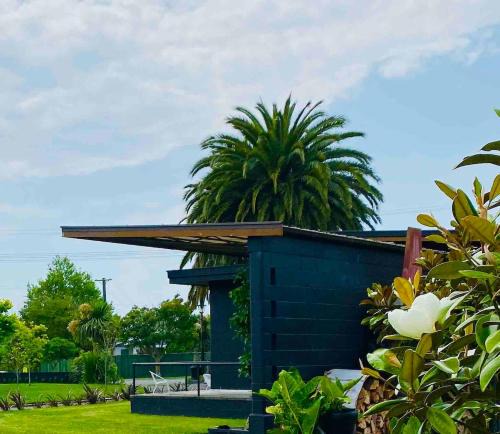 Blenheim House | Midcentury Magic in Marlborough
